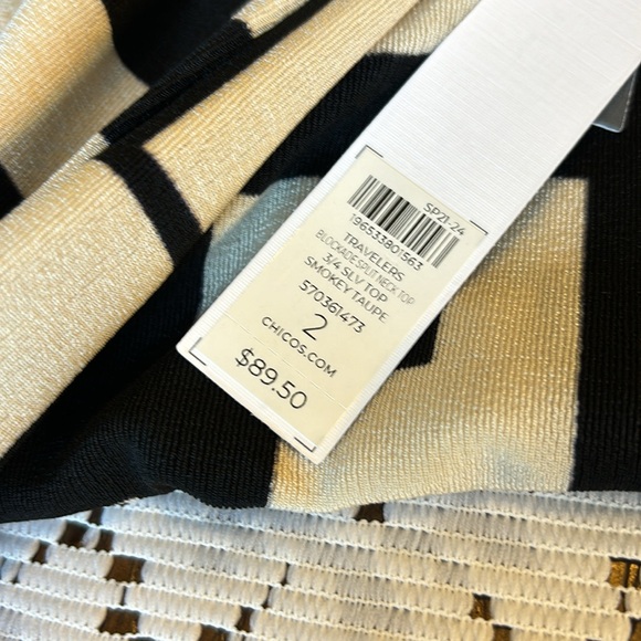 NWT Chico’s Travelers Block Back and Cream Print Split Neck Blouse Size 2 - Picture 10 of 11